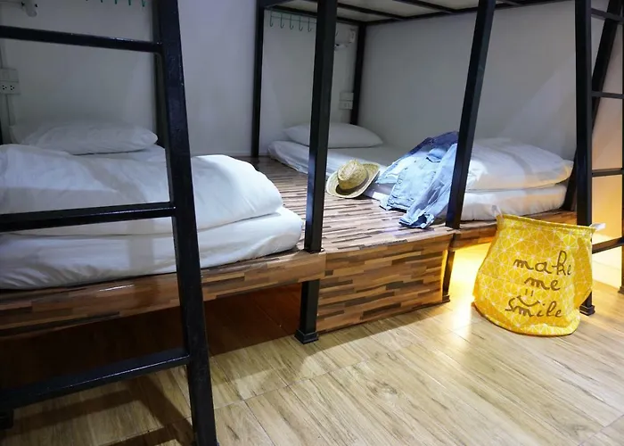 Hostel Beebedz *