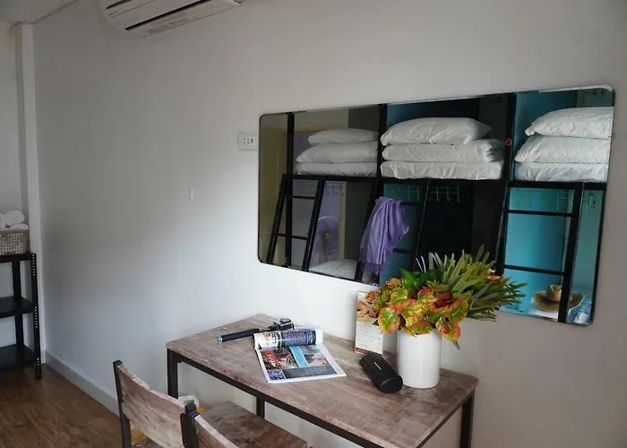 Beebedz Hostel